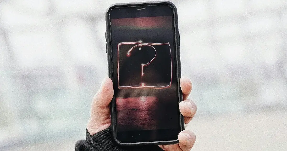 A phone with a big questionmark.
